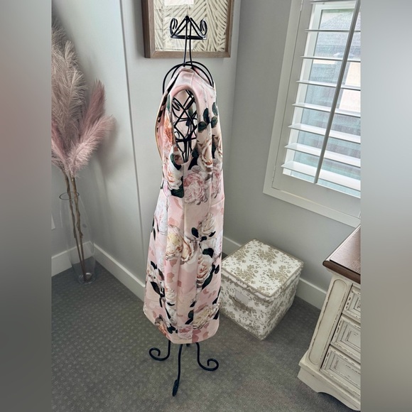 Women’s Calvin Klein pink floral scuba dress size 4 - Picture 8 of 9